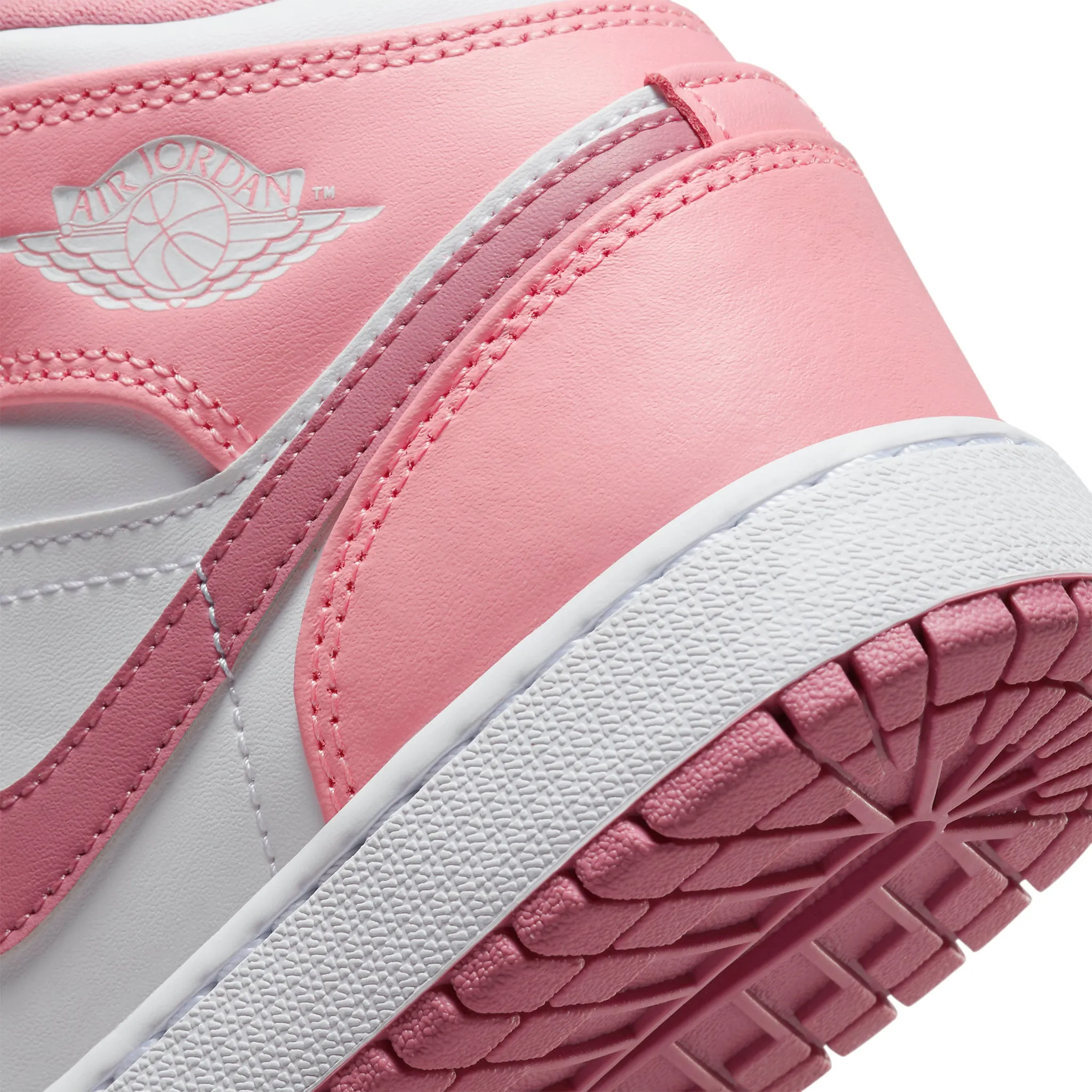 Air Jordan 1 Mid Valentine's Day (2023) (GS)