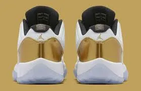 Air Jordan 11 Retro Low Closing Ceremony (GS) 528896-103