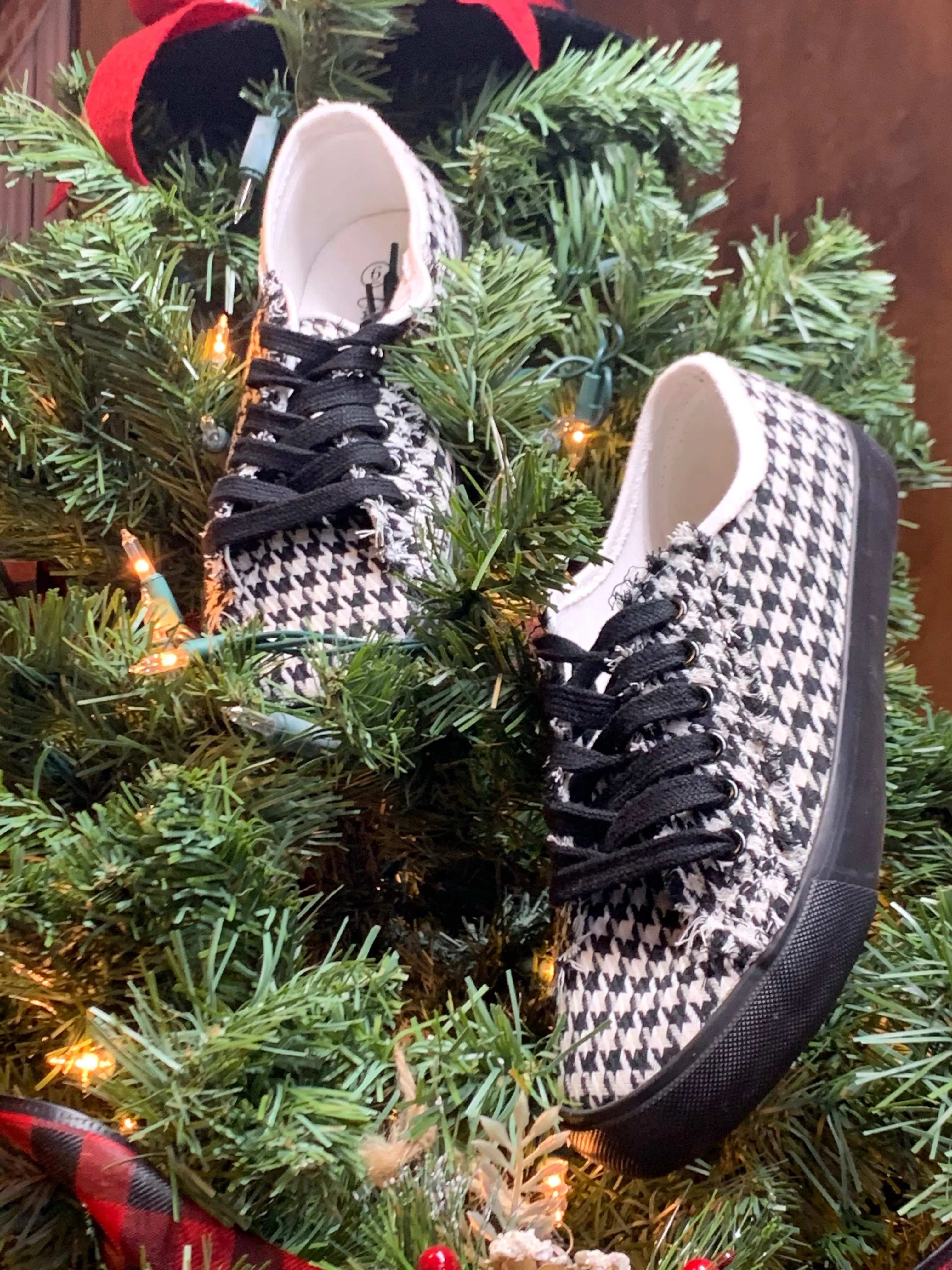 Charlie Paige Black/White Houndstooth Tennis Shoes