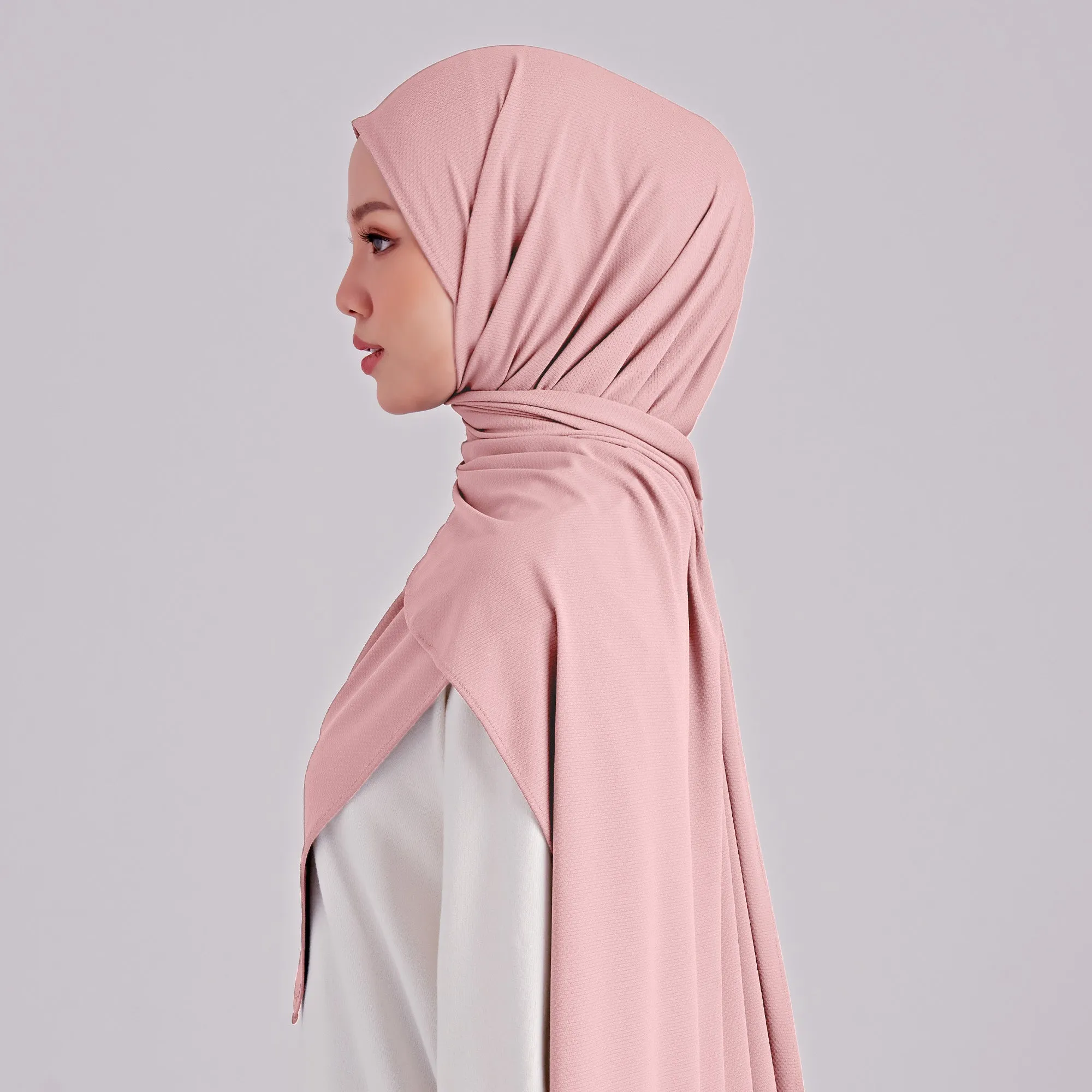 Najwa Sport Shawl - Fair