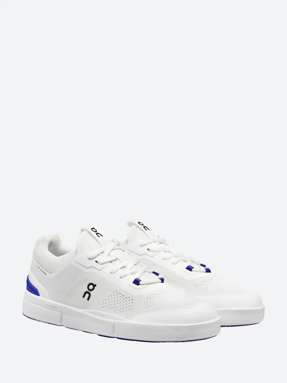 On Cloud Men’s The ROGER Spin Sneakers- White/Indigo