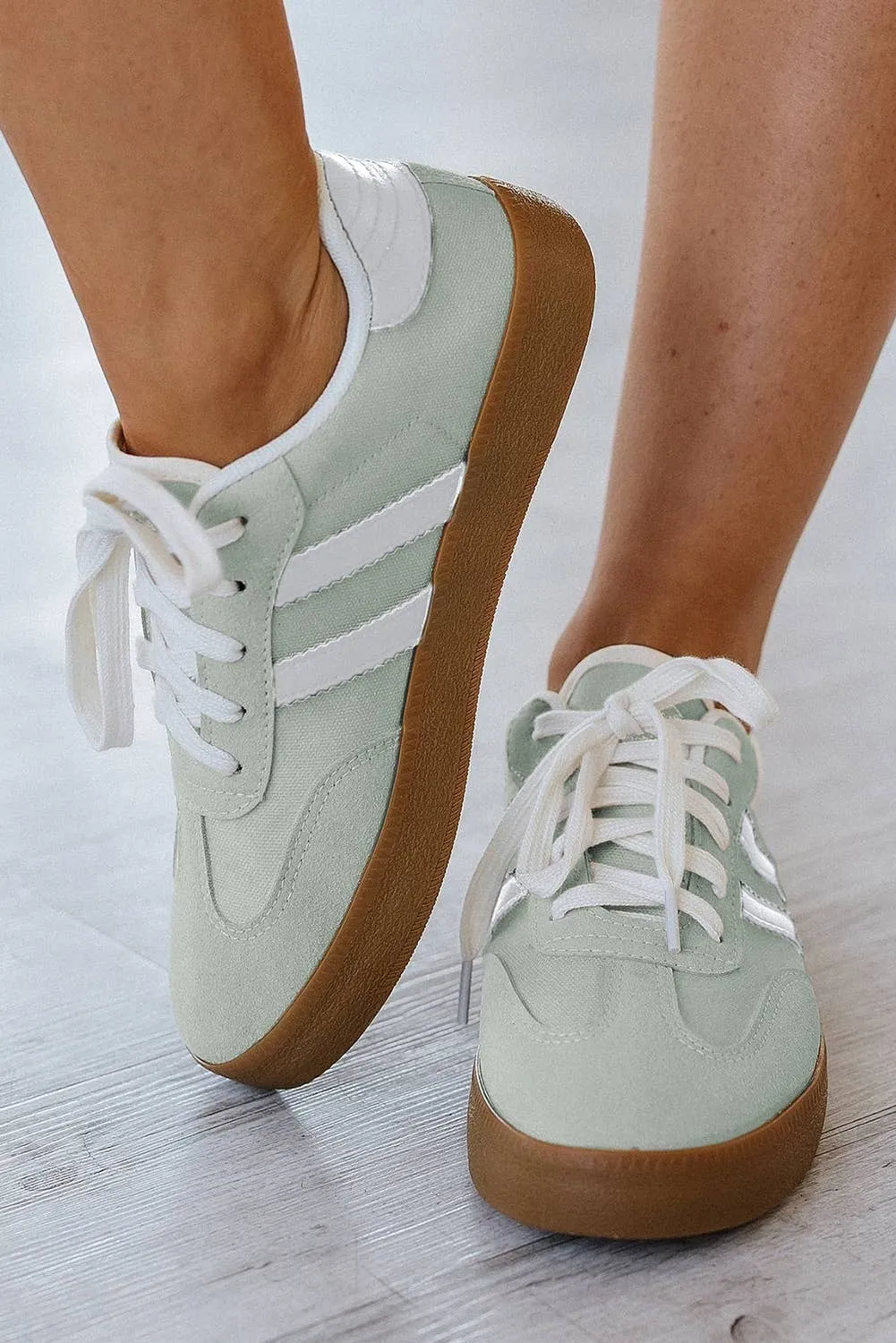 Striped Lace-up Flat Sneakers