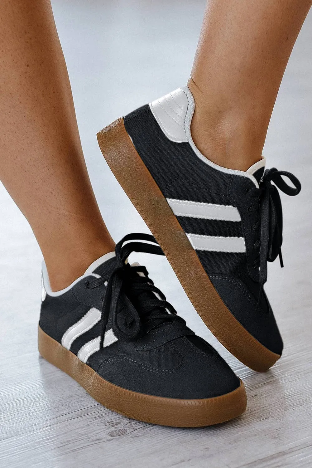 Striped Lace-up Flat Sneakers