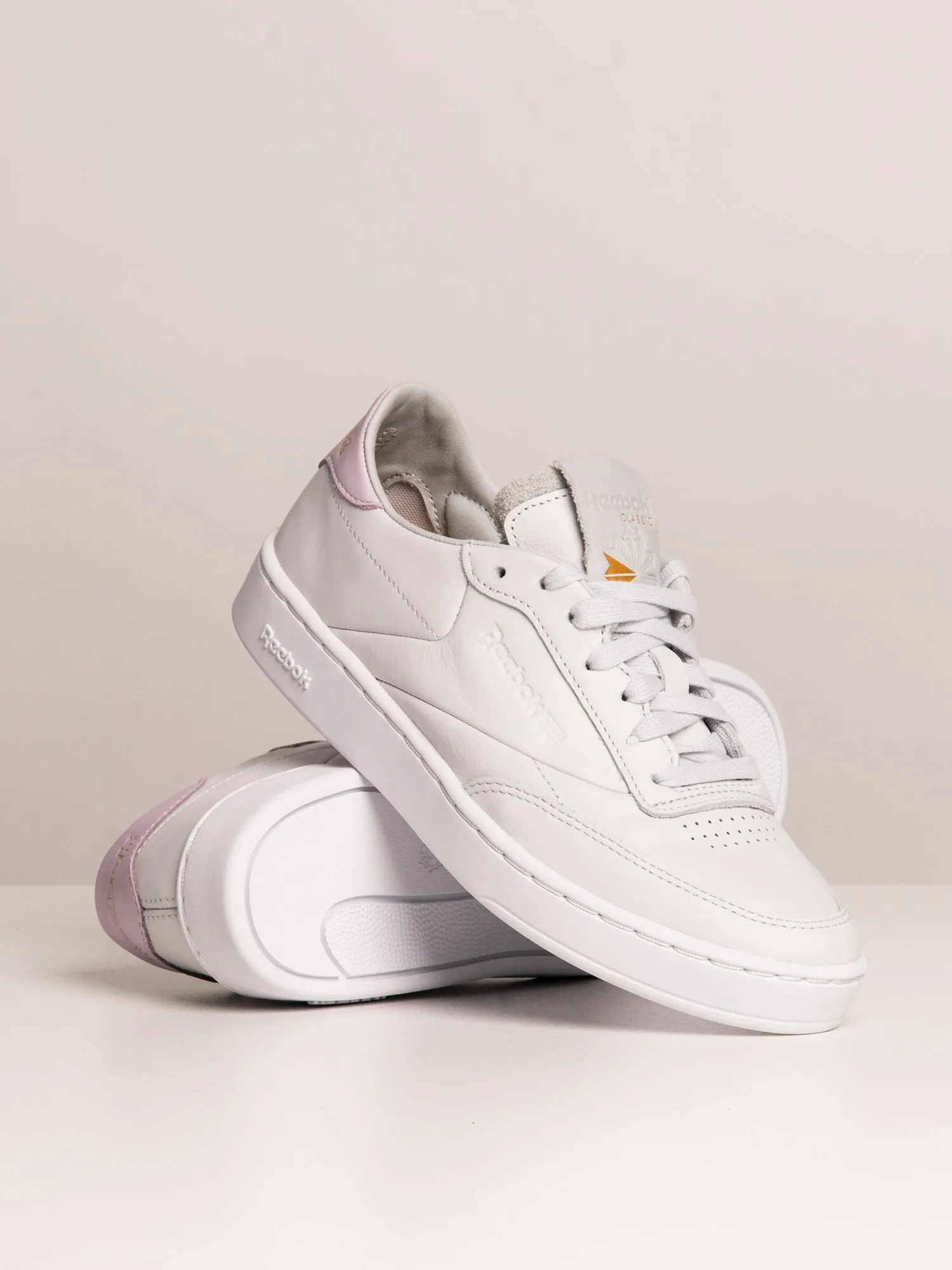 WOMENS REEBOK CLUB C CLEAN Q2 SNEAKERS - CLEARANCE